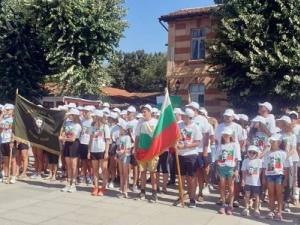 240 УЧАСТНИЦИ СЕ ВКЛЮЧИХА В НАЦИОНАЛНИЯ ПОХОД   „ПО СТЪПКИТЕ НА АПОСТОЛА”